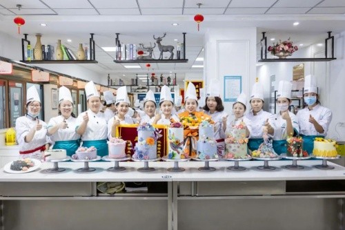 疫情下，烘焙行業(yè)如何迎難而上，打造超級(jí)品牌？